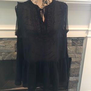 Sleeveless blouse⭐️